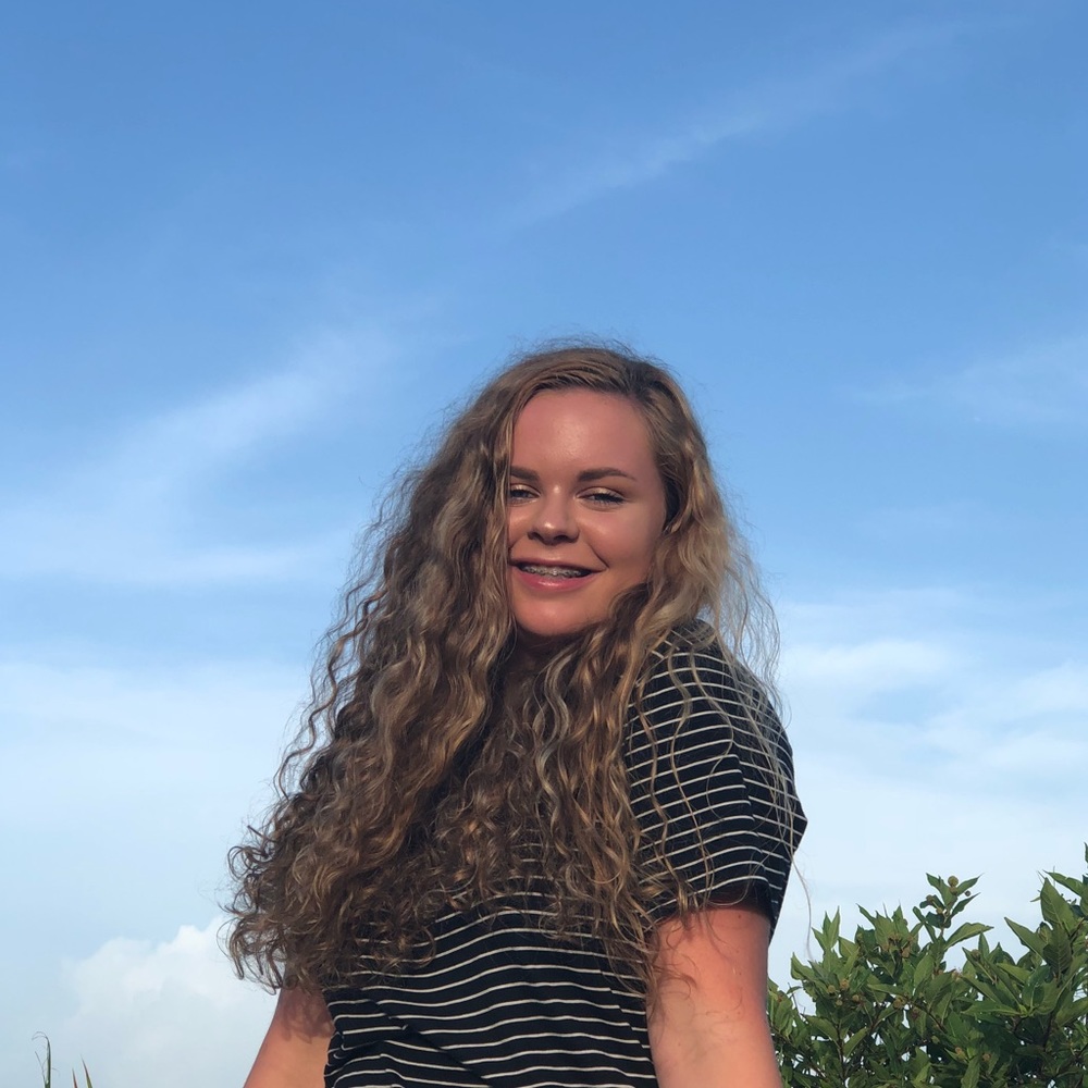 Meet your Posher, Brooke
